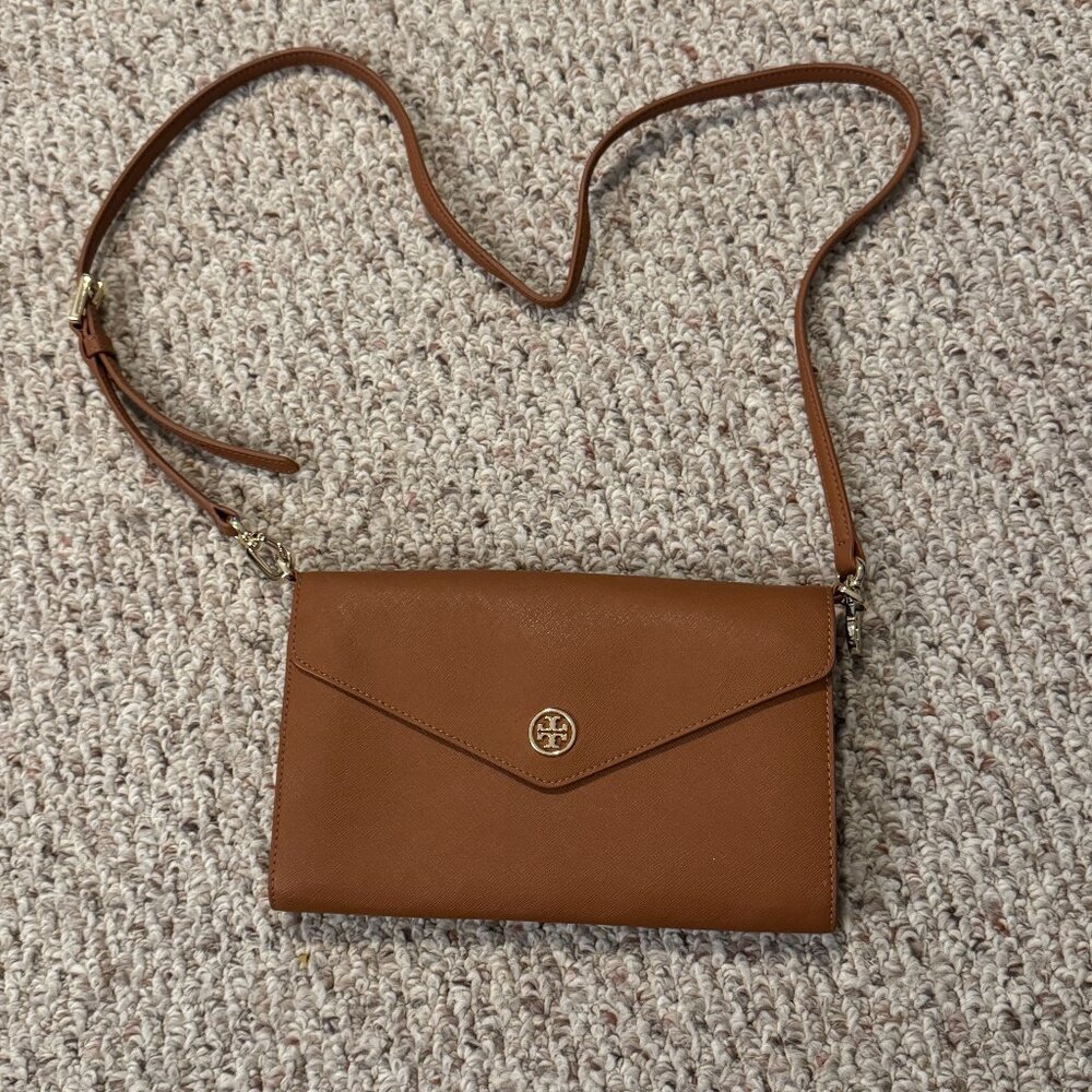 Tory Burch Crossbody Bag – Stylish & Functional